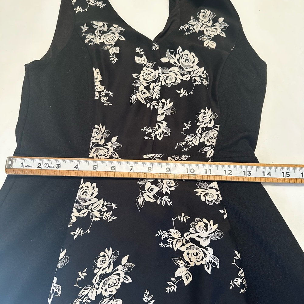 Eric + lani Black & White Floral Dress, Gothic Style,Whimsical Design,Romantic - Picture 16 of 16
